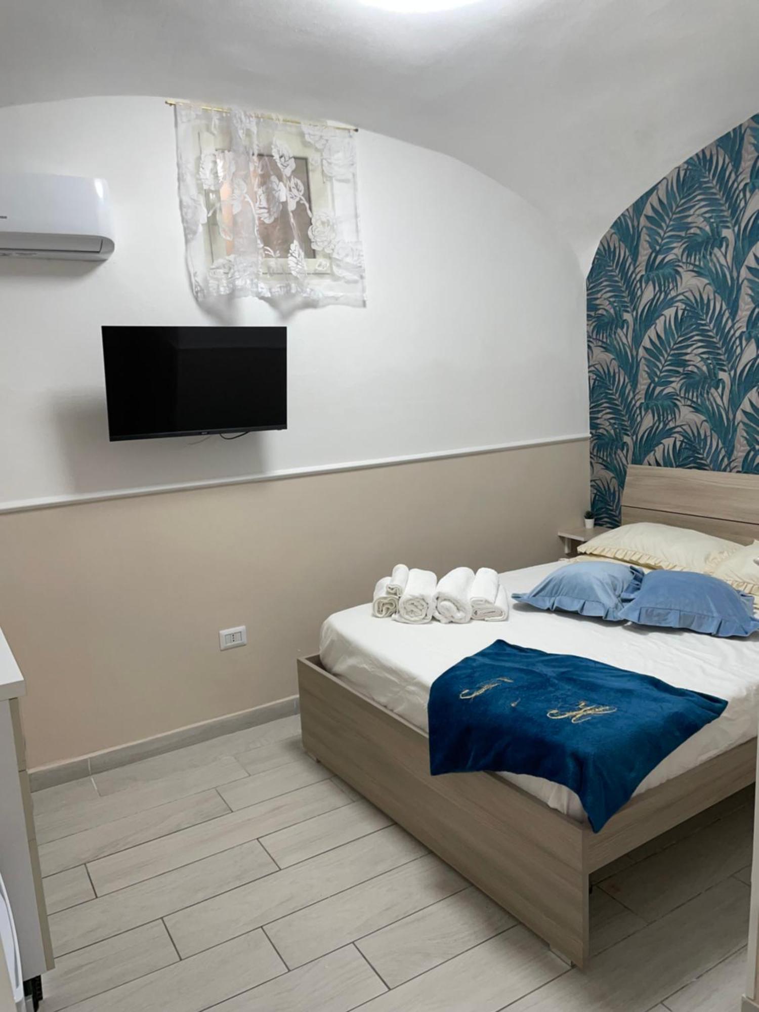 Titti House Villa เนเปิลส์ ภายนอก รูปภาพ